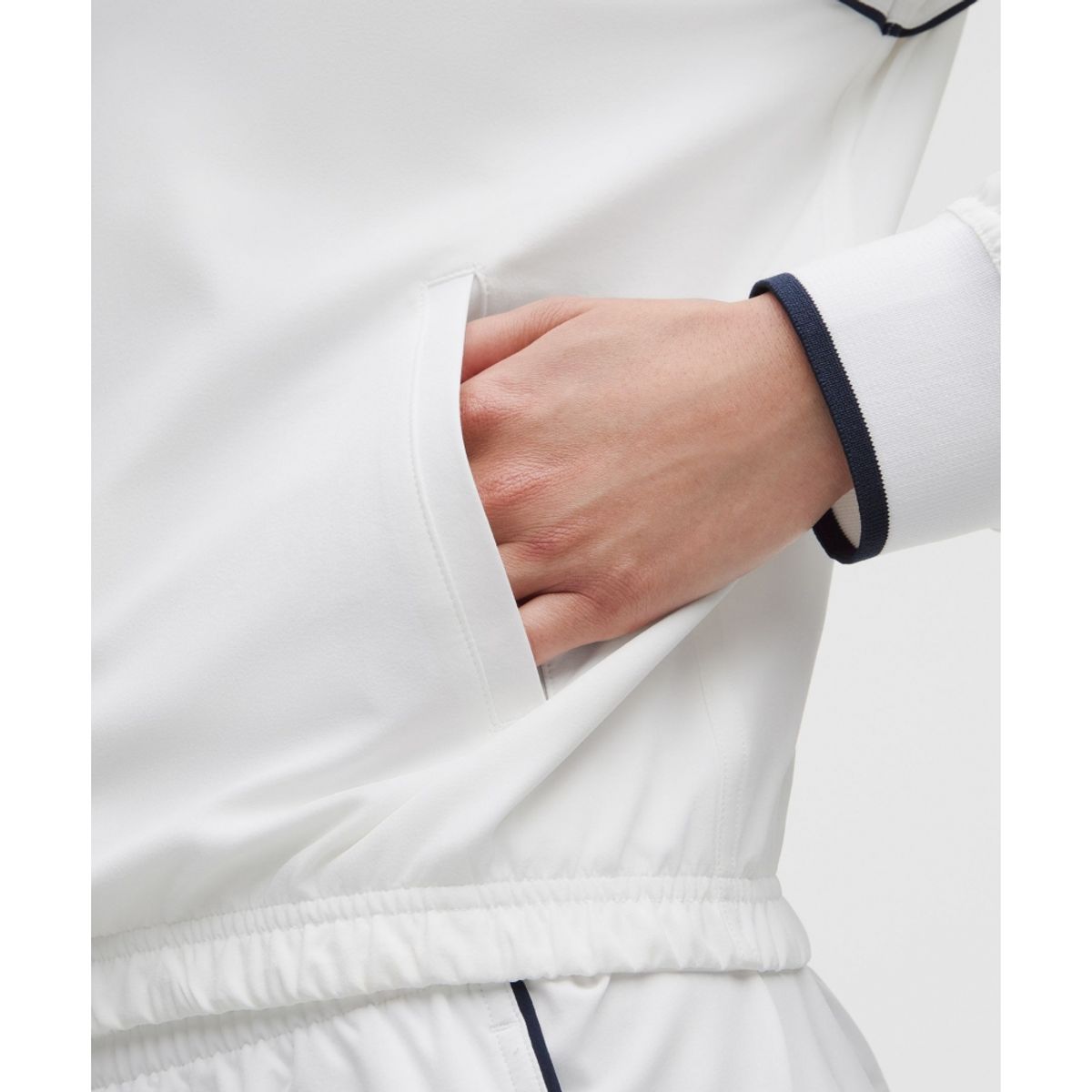 룰루레몬(LULULEMON) 코트 라이벌 테니스 트랙 재킷  WHT CLBL