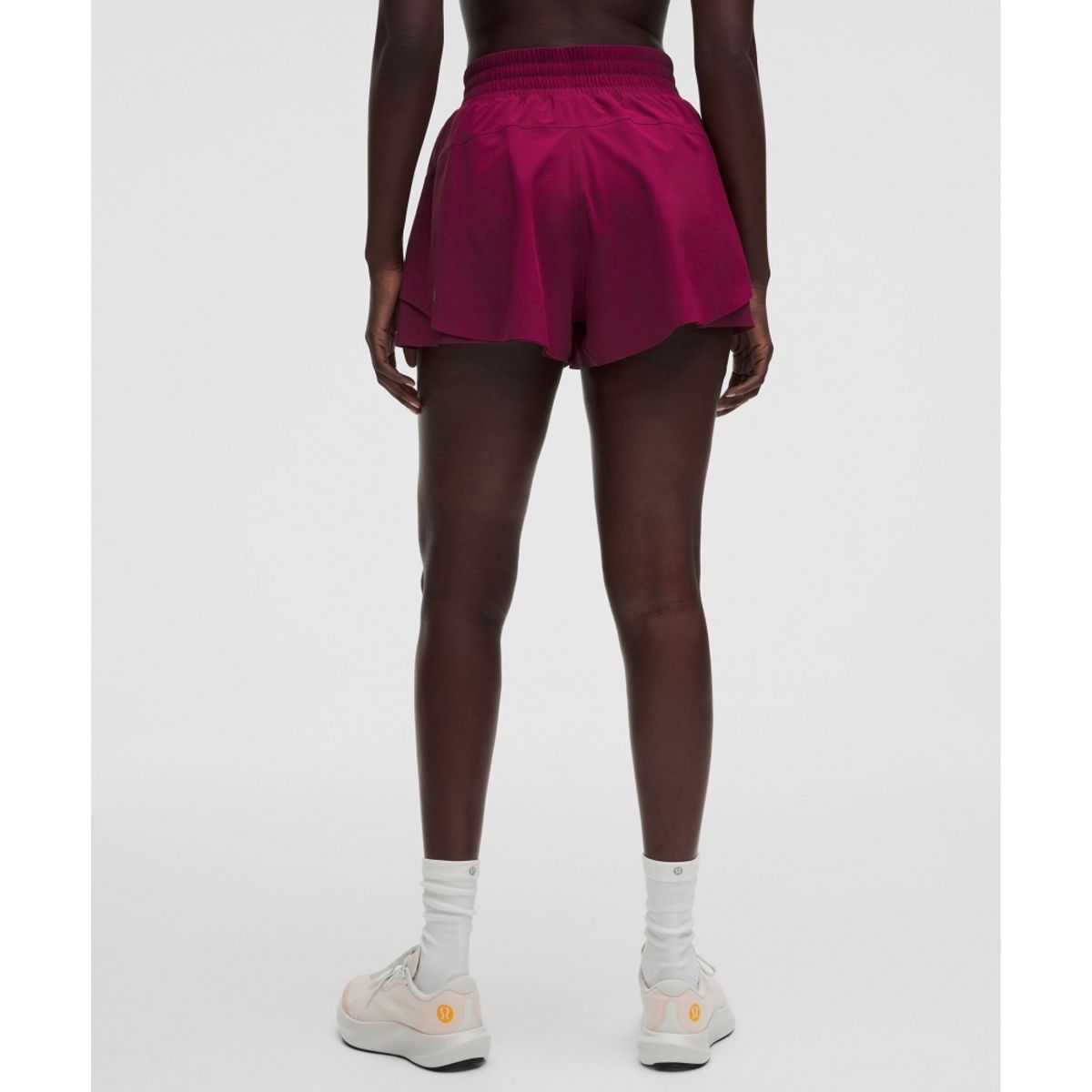 룰루레몬(LULULEMON) 셰이크 잇 아웃 하이라이즈 러닝 쇼츠 2.5inch  RARV