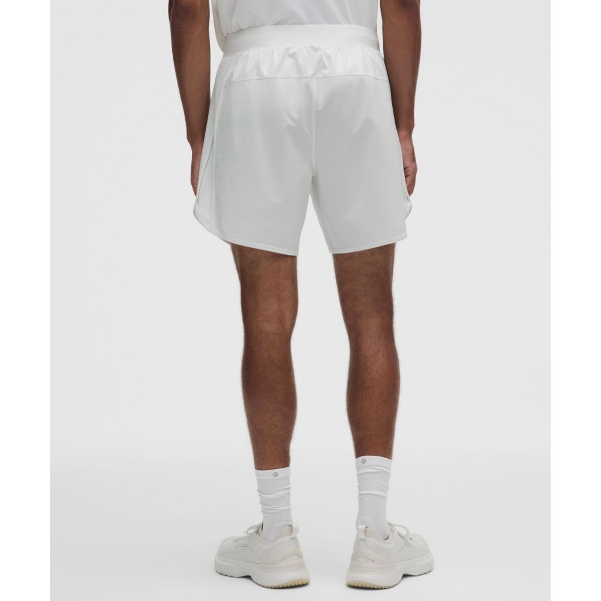 룰루레몬(LULULEMON) 라이트웨이트 메쉬 패널 테니스 쇼츠 7inch  WHT