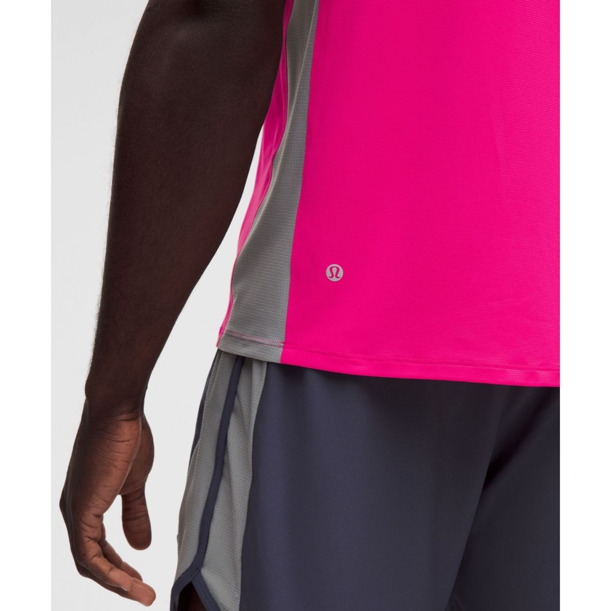 룰루레몬(LULULEMON) 피케 메쉬 패널 슬리브리스 테니스 셔츠  FLFT DDND FEGY