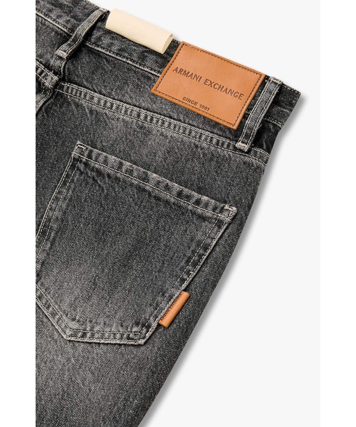 아르마니 익스체인지(ARMANI EXCHANGE) 여성 보이프렌드 크롭 데님 팬츠 _그레이 A426340502
