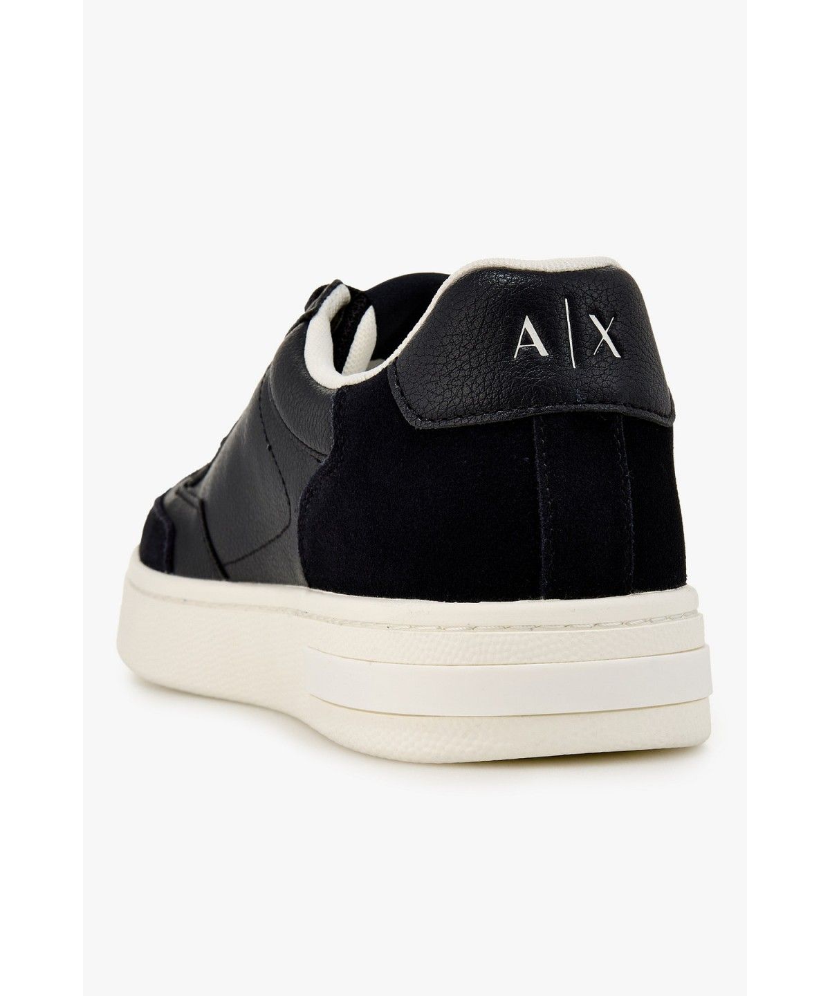 아르마니 익스체인지(ARMANI EXCHANGE) 남성 로고 패치 레더 스니커즈 _다크 네이비 A416375004