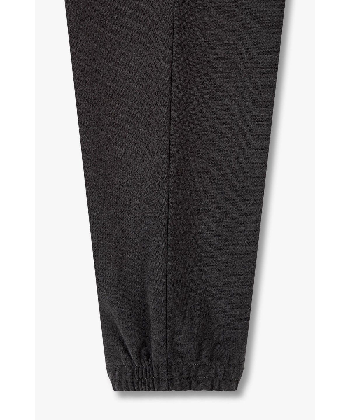 아르마니 익스체인지(ARMANI EXCHANGE) 남성 로고 와펜 스트링 조거 팬츠_차콜 그레이 A416342003