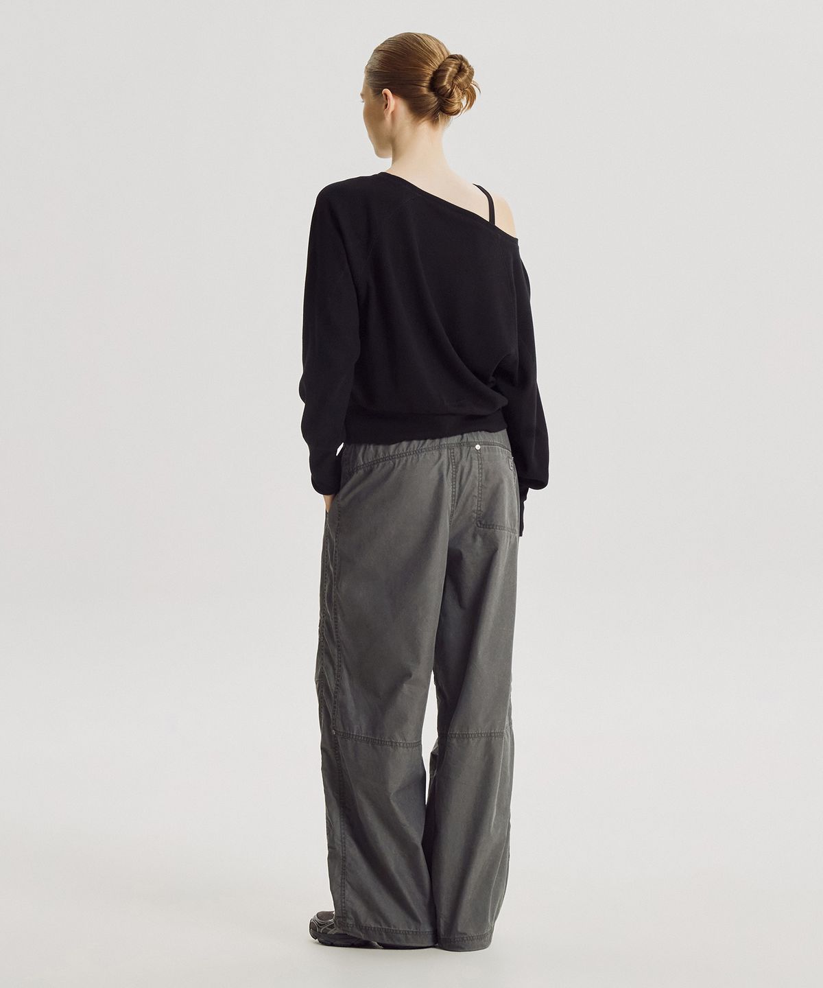 뉴발란스(NEW BALANCE) NBNTG3W822 / WOMEN ALLDAY 파라슈트 우븐 오버와이드 팬츠 (D/CHARCOAL)