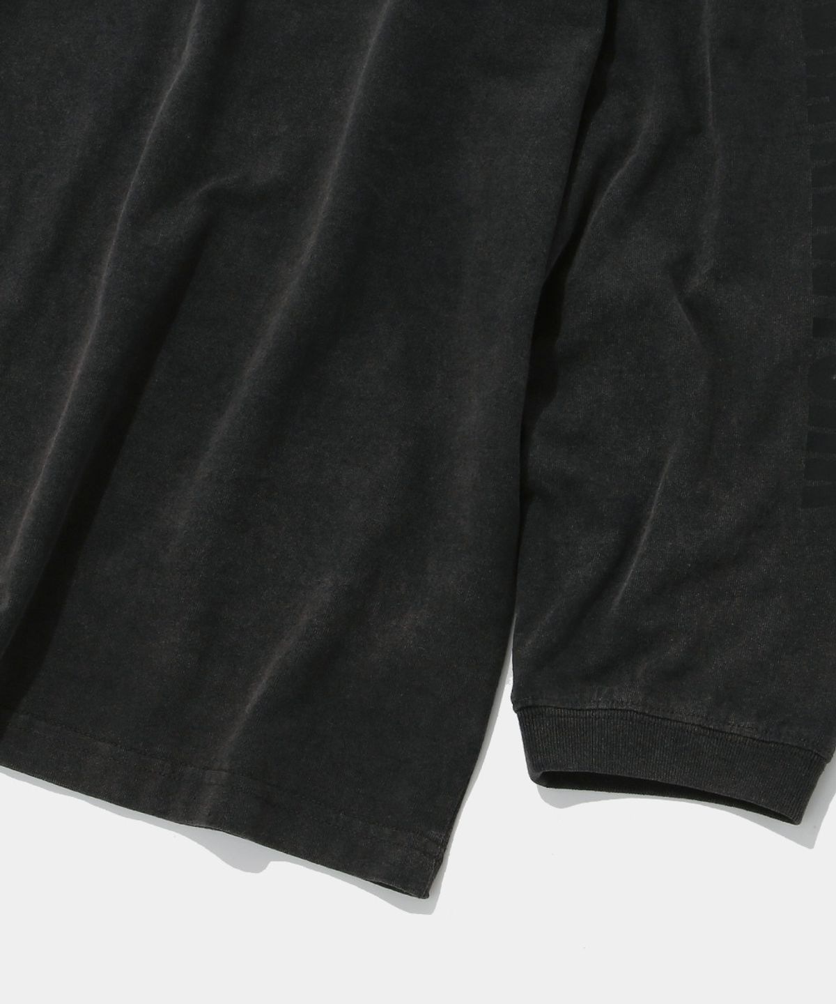 컬럼비아 유니버시티(COLUMBIA UNIVERSITY) CU SQUARE LOGO DYED L/S T-SHIRT_CHARCOAL