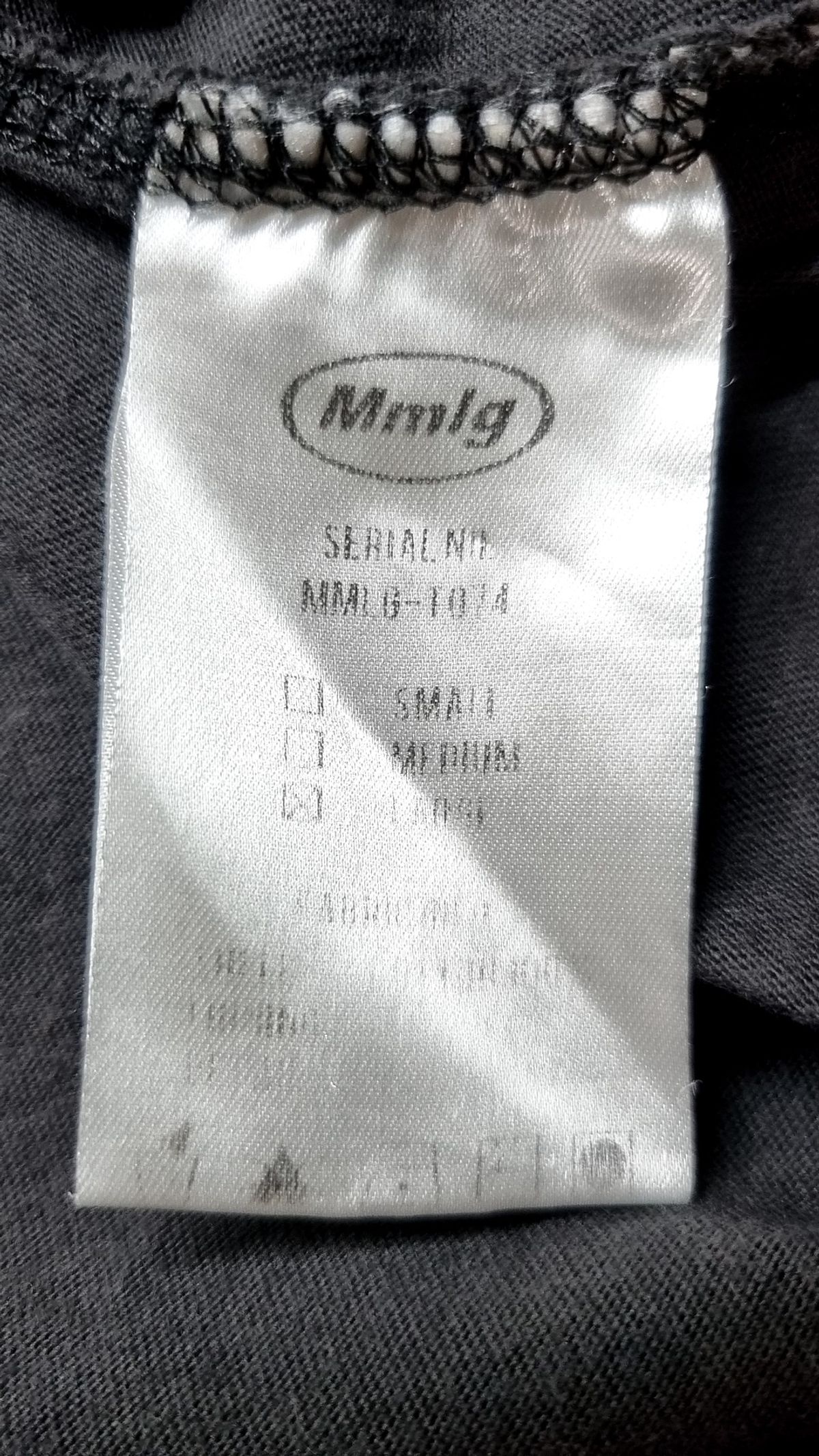 엠엠엘지(MMLG) [Mmlg] MAISON EMBROIDERY HF-T (CHARCOAL BLACK) L