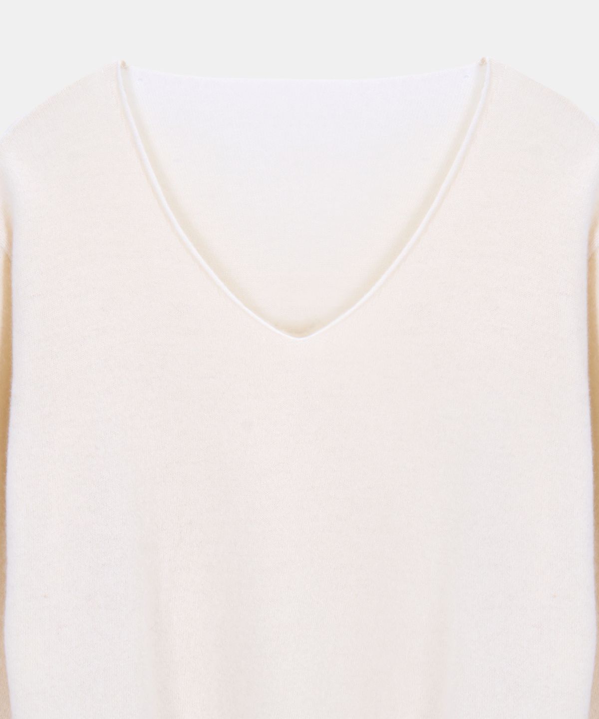 포에트서울(POETSEOUL) SIGN V-NECK KNIT_ivory