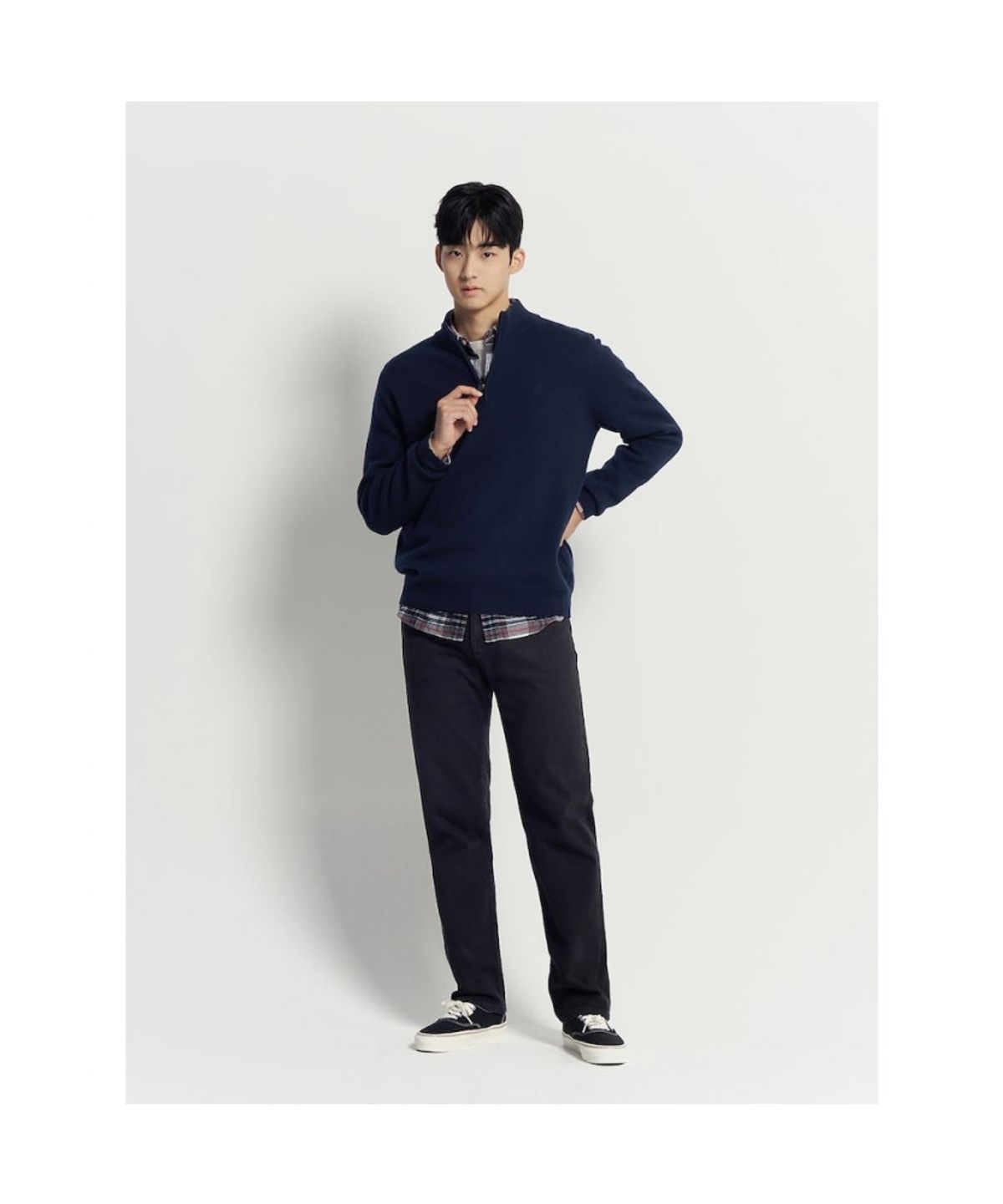 빈폴 멘(BEANPOLE MEN) 베럴비 쿼터집 풀오버 니트  네이비