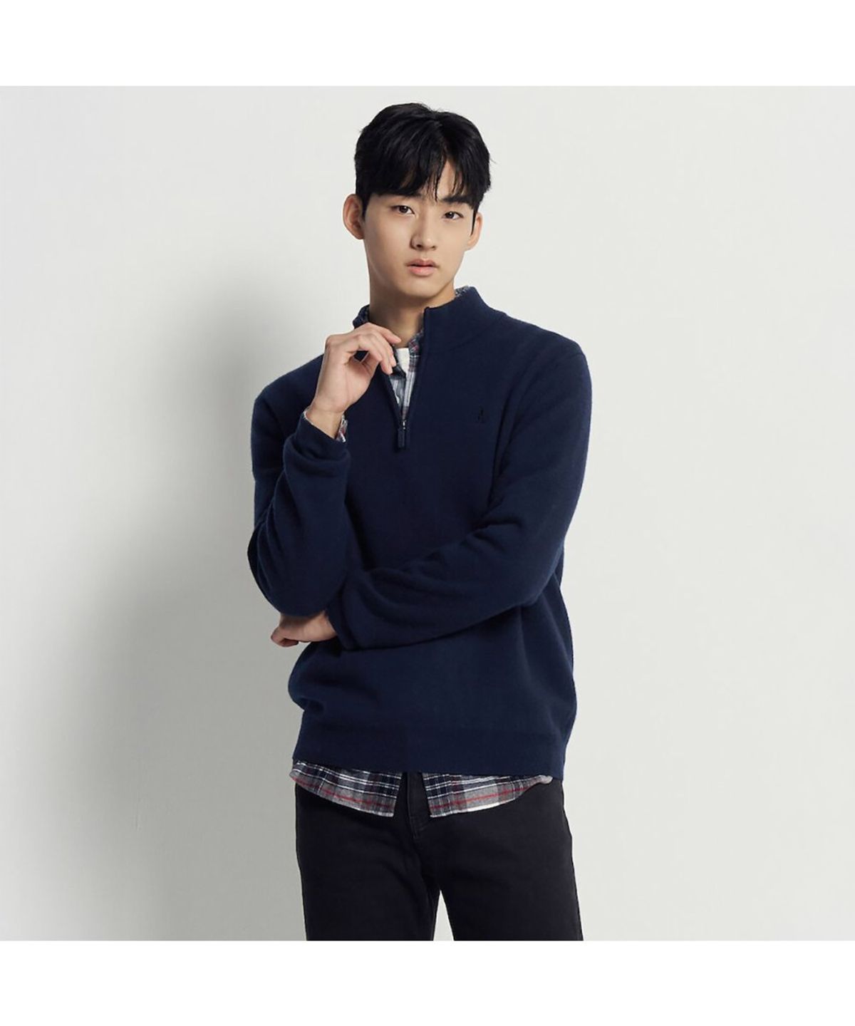 빈폴 멘(BEANPOLE MEN) 베럴비 쿼터집 풀오버 니트  네이비