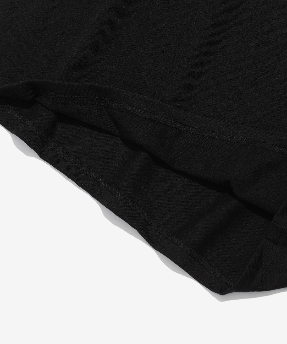 서울어패럴(SEOUL APPAREL) SOL 심볼 로고 포켓 반팔티셔츠 (블랙)