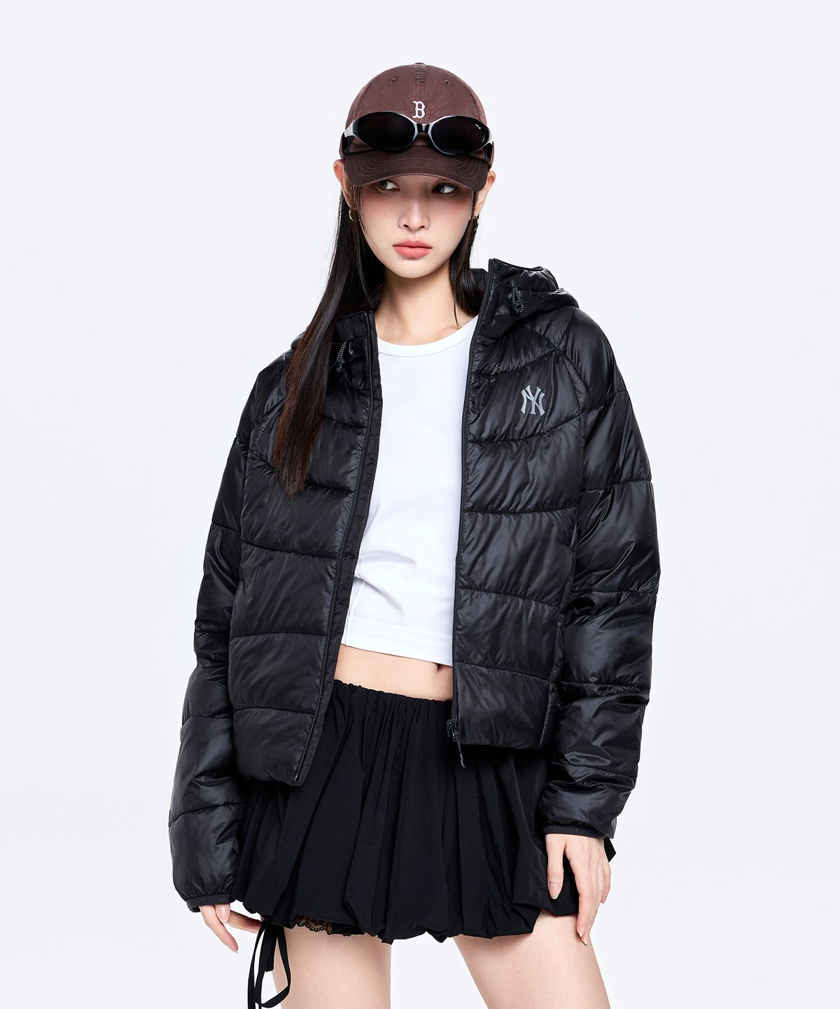 엠엘비(MLB) 여성 경량 후드 커브패딩 NY (Black)