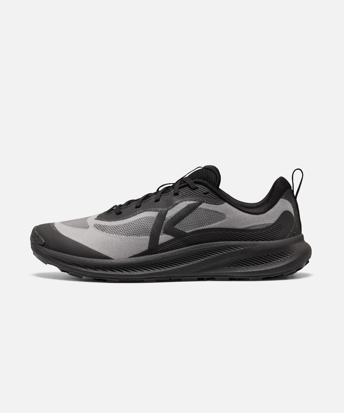킨(KEEN) WANDER 남성 트레일 러닝화 TRIPLE BLACK