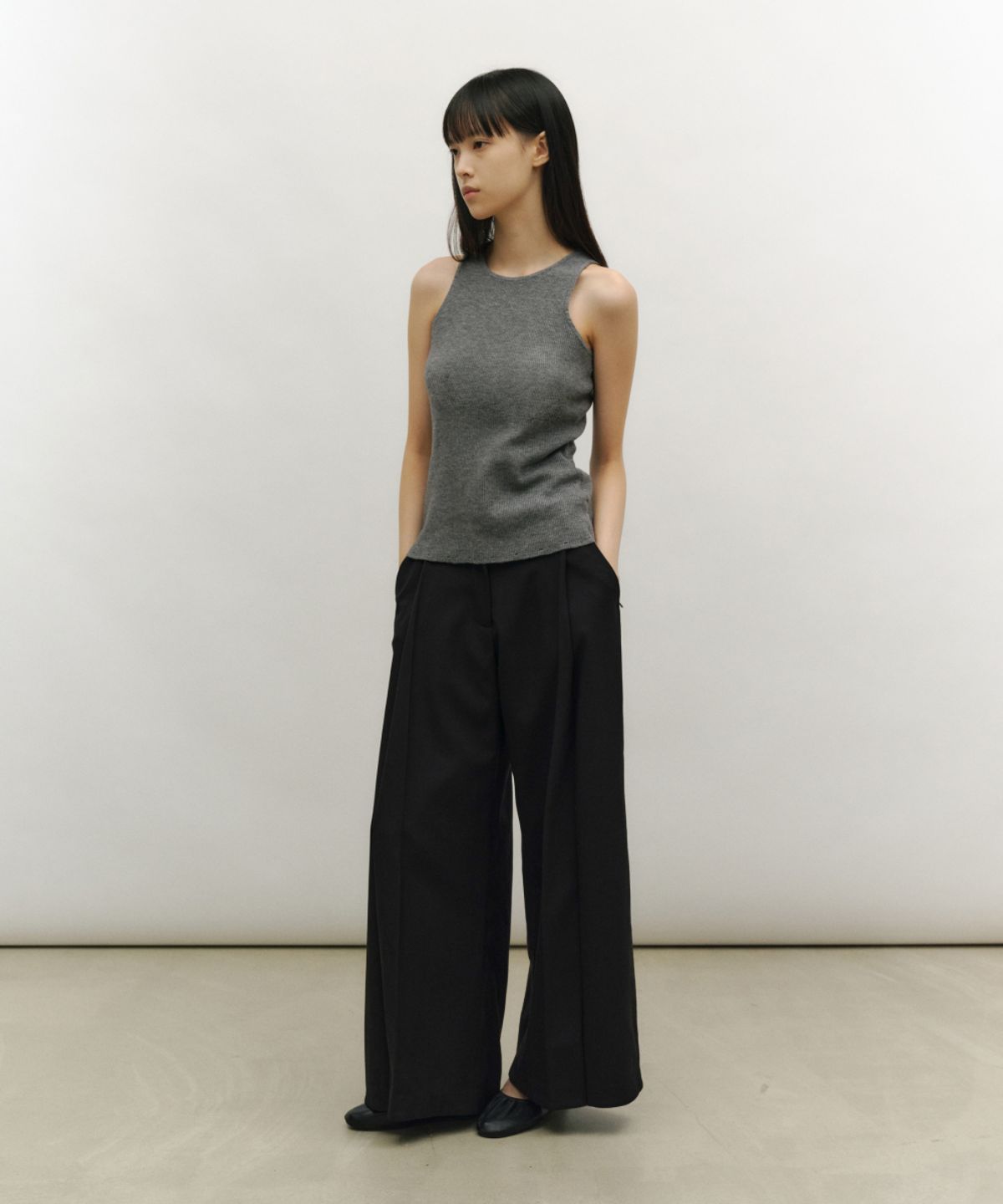 로우타이드(LOW TIDE) TAILORED TUCK PANTS [BLACK]