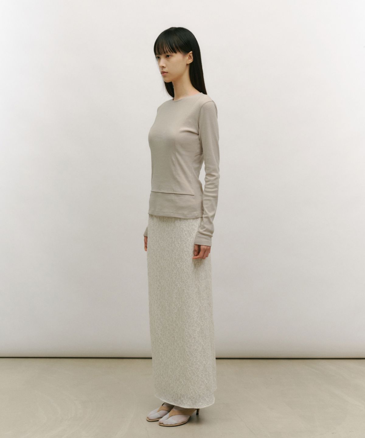 로우타이드(LOW TIDE) BACK SLIT LONG SLEEVE T-SHIRT [OLIVE]