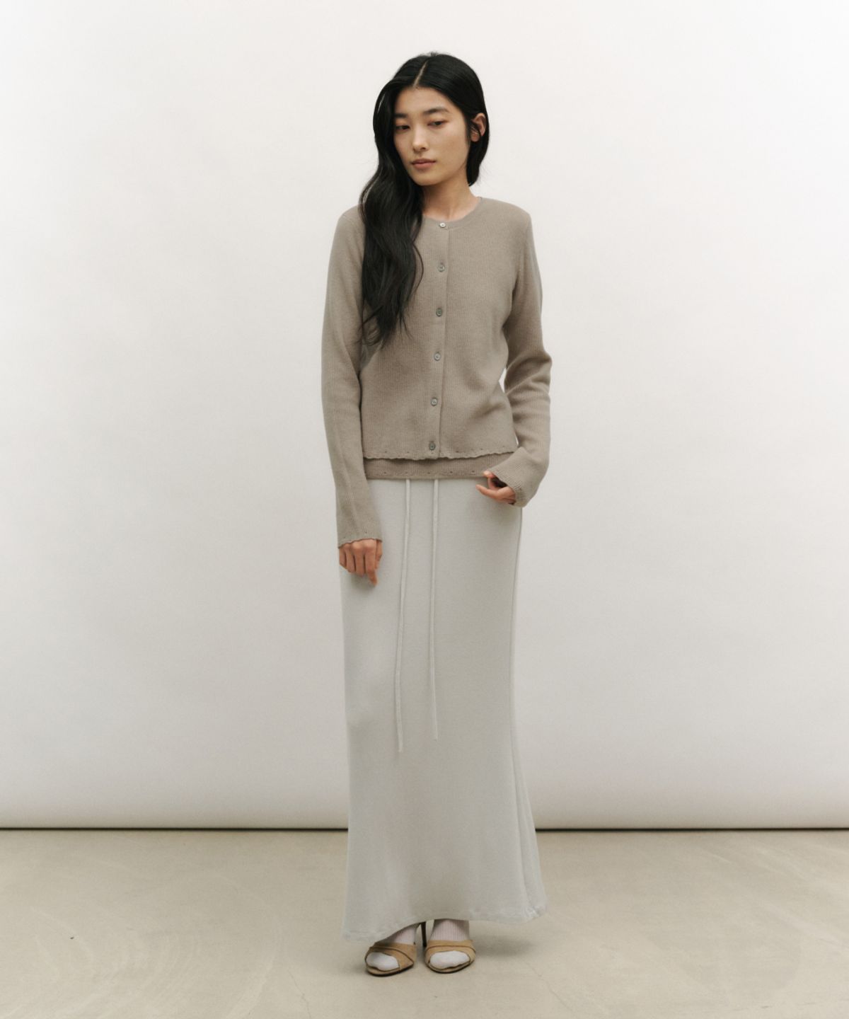 로우타이드(LOW TIDE) SOFT FRAY KNIT CARDIGAN [OLIVE]