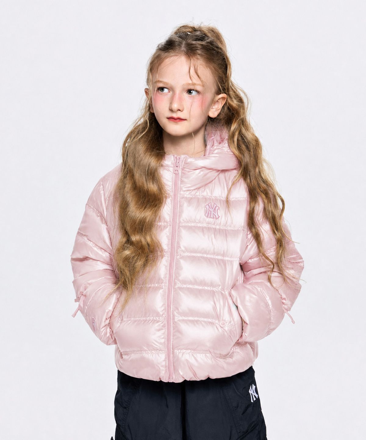 엠엘비 키즈(MLB KIDS) 스트릿 걸즈 리본포인트 유로피안덕 경량다운 NY (L.Pink)