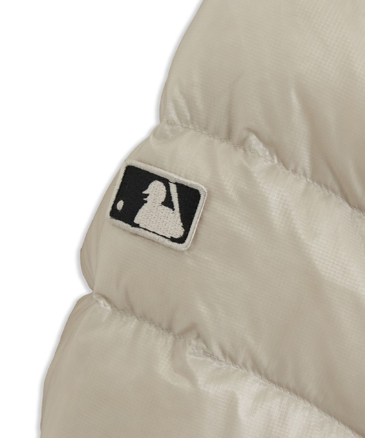 엠엘비 키즈(MLB KIDS) 아웃도어 모디파이드 글로시 경량다운 NY (D.Cream)
