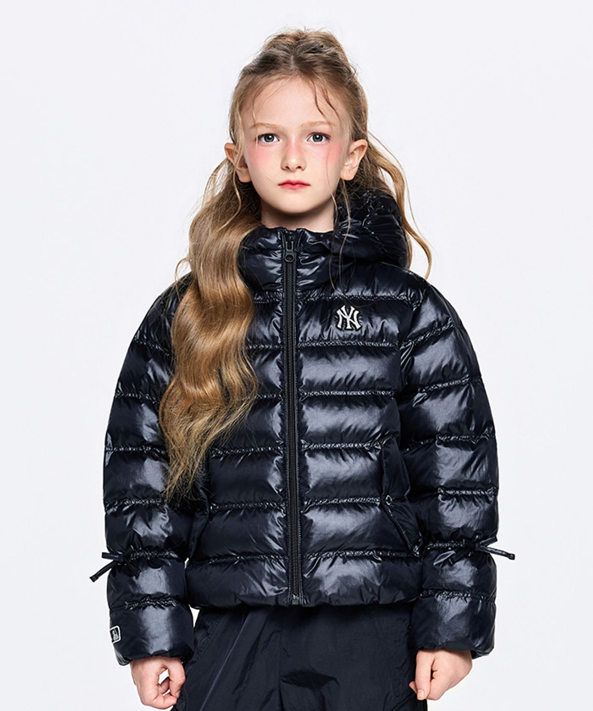 엠엘비 키즈(MLB KIDS) 스트릿 걸즈 리본포인트 유로피안덕 경량다운 NY (Black)