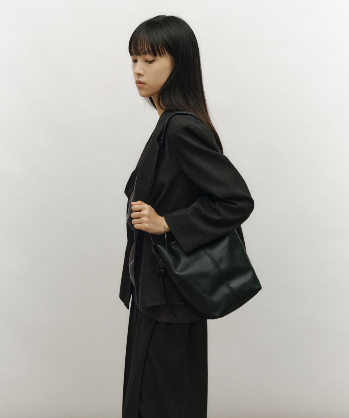 로우타이드(LOW TIDE) MINIMAL TAILORED JACKET [CHARCOAL]
