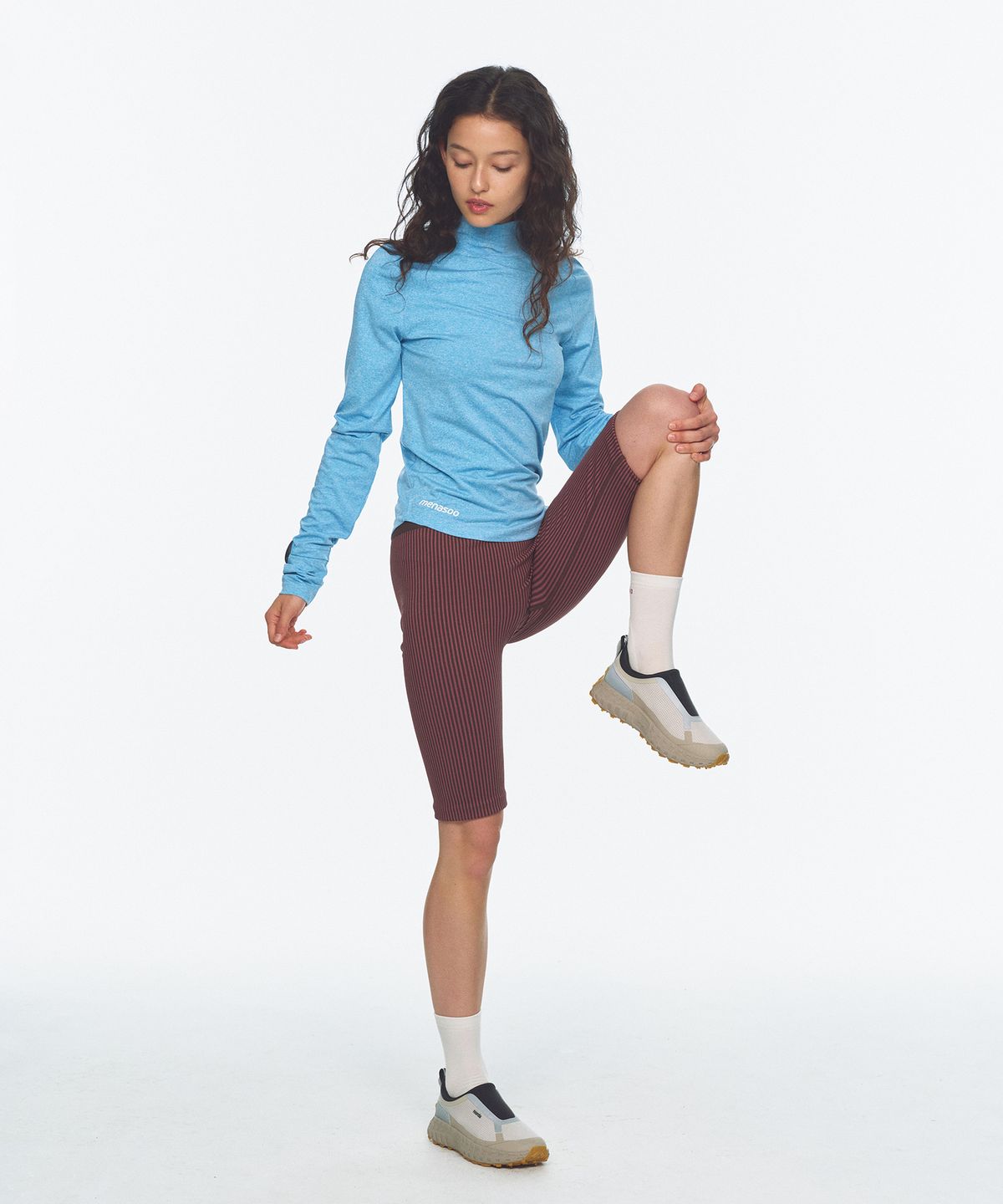 미나수(MENASOO) Two Tone Wholegarment Knit Knee Length Leggings 5부_Pink