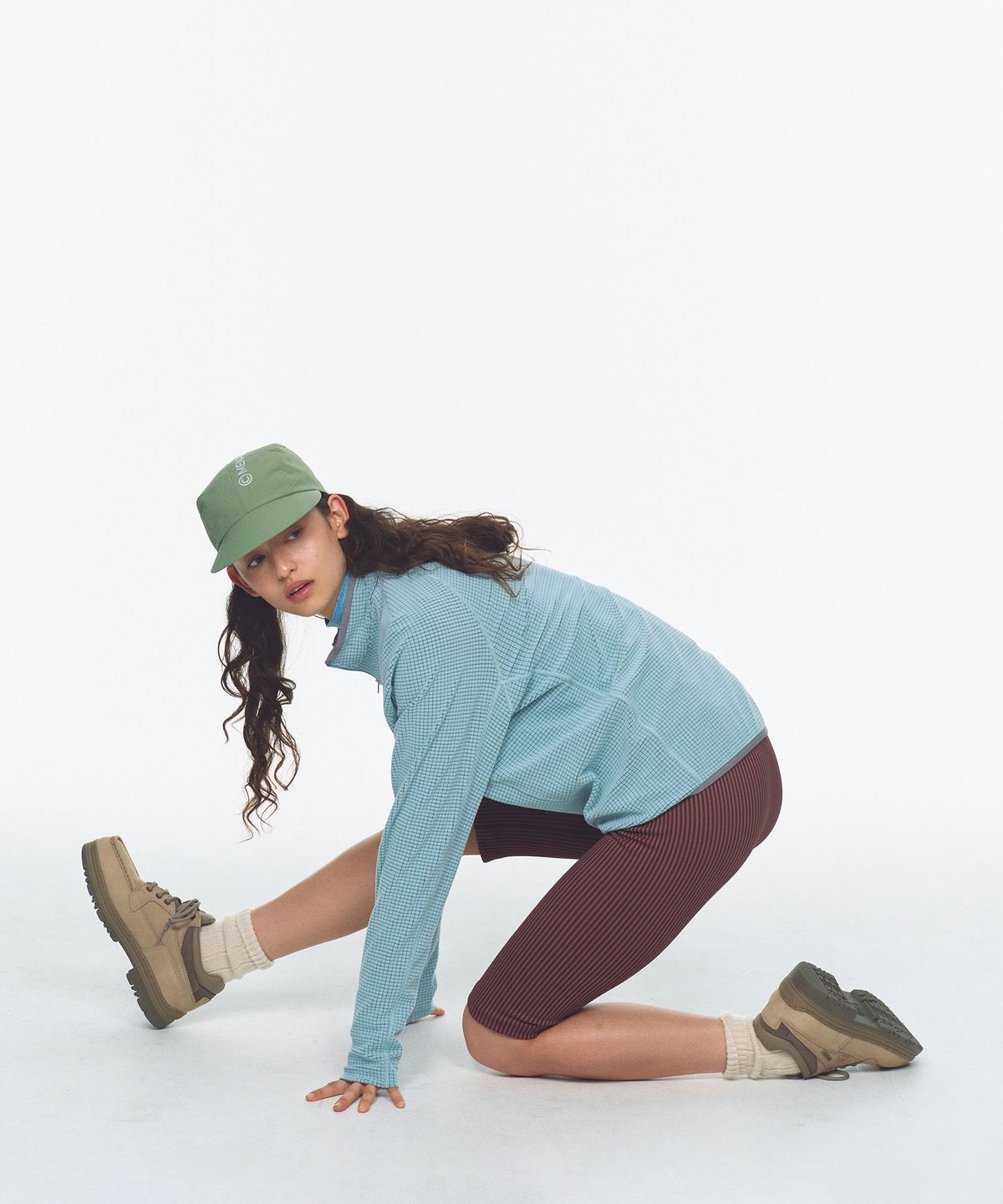 미나수(MENASOO) Two Tone Wholegarment Knit Knee Length Leggings 5부_Pink