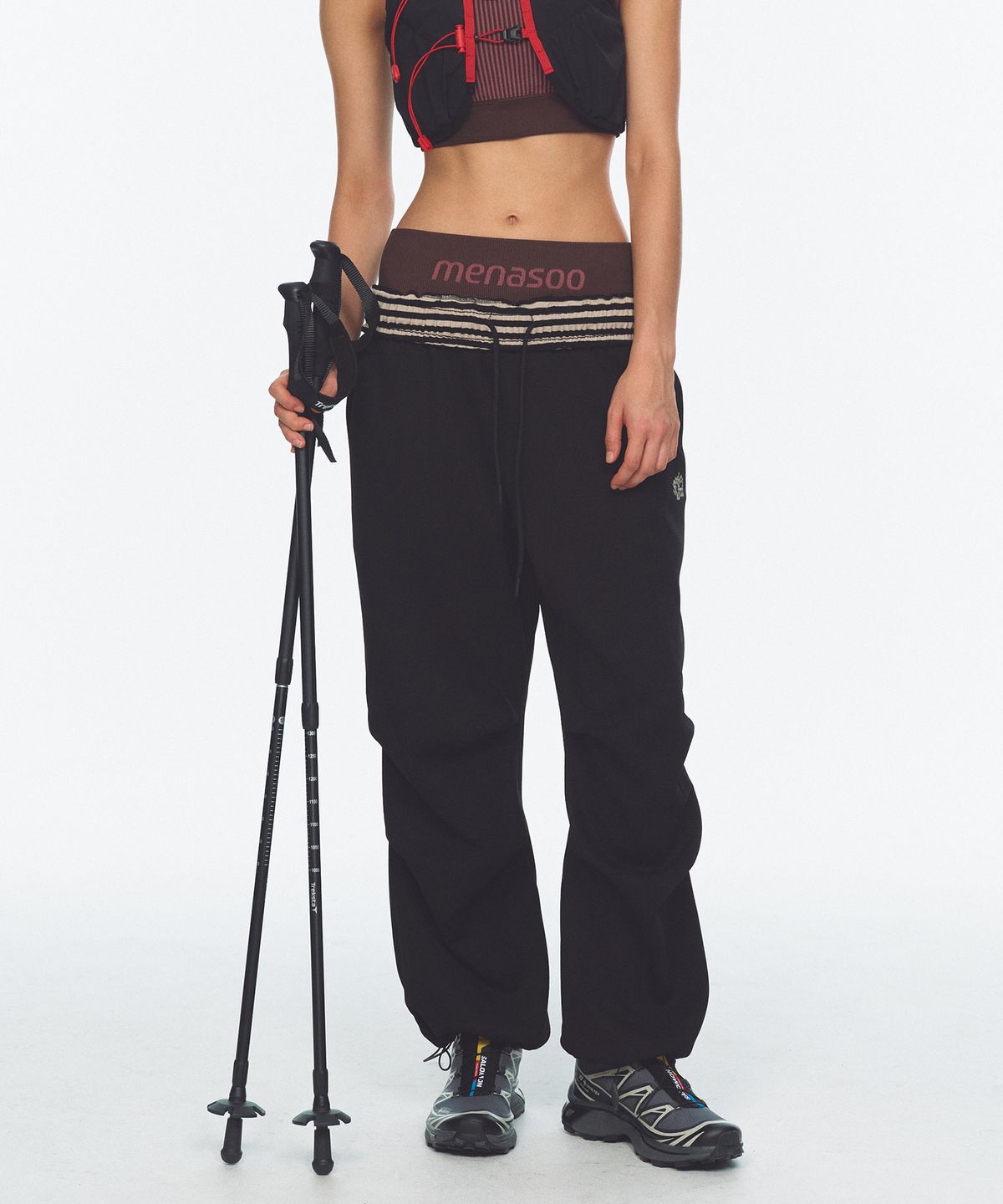 미나수(MENASOO) Waffle Layered Waist Pants_Black