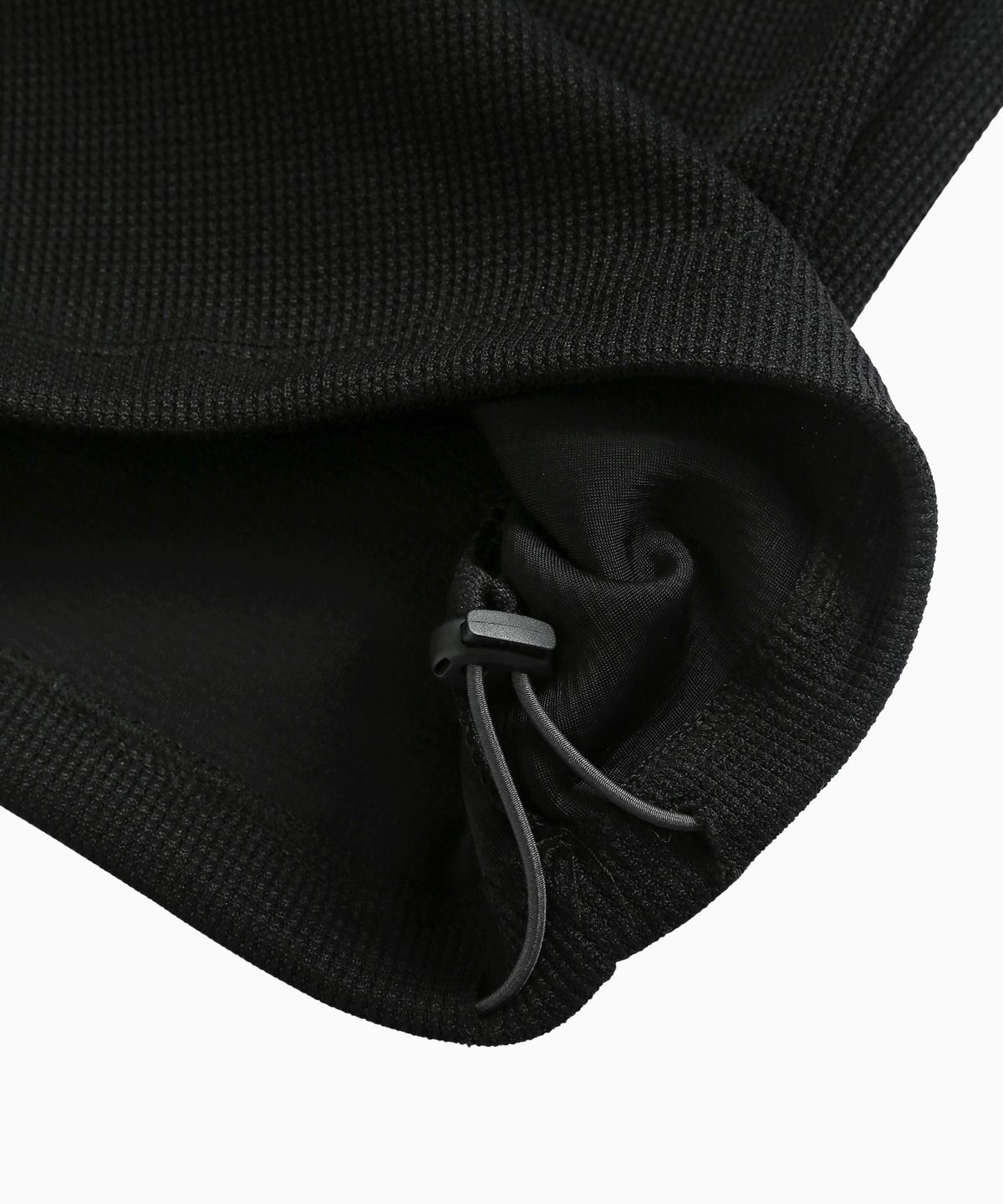 미나수(MENASOO) Waffle Layered Waist Pants_Black