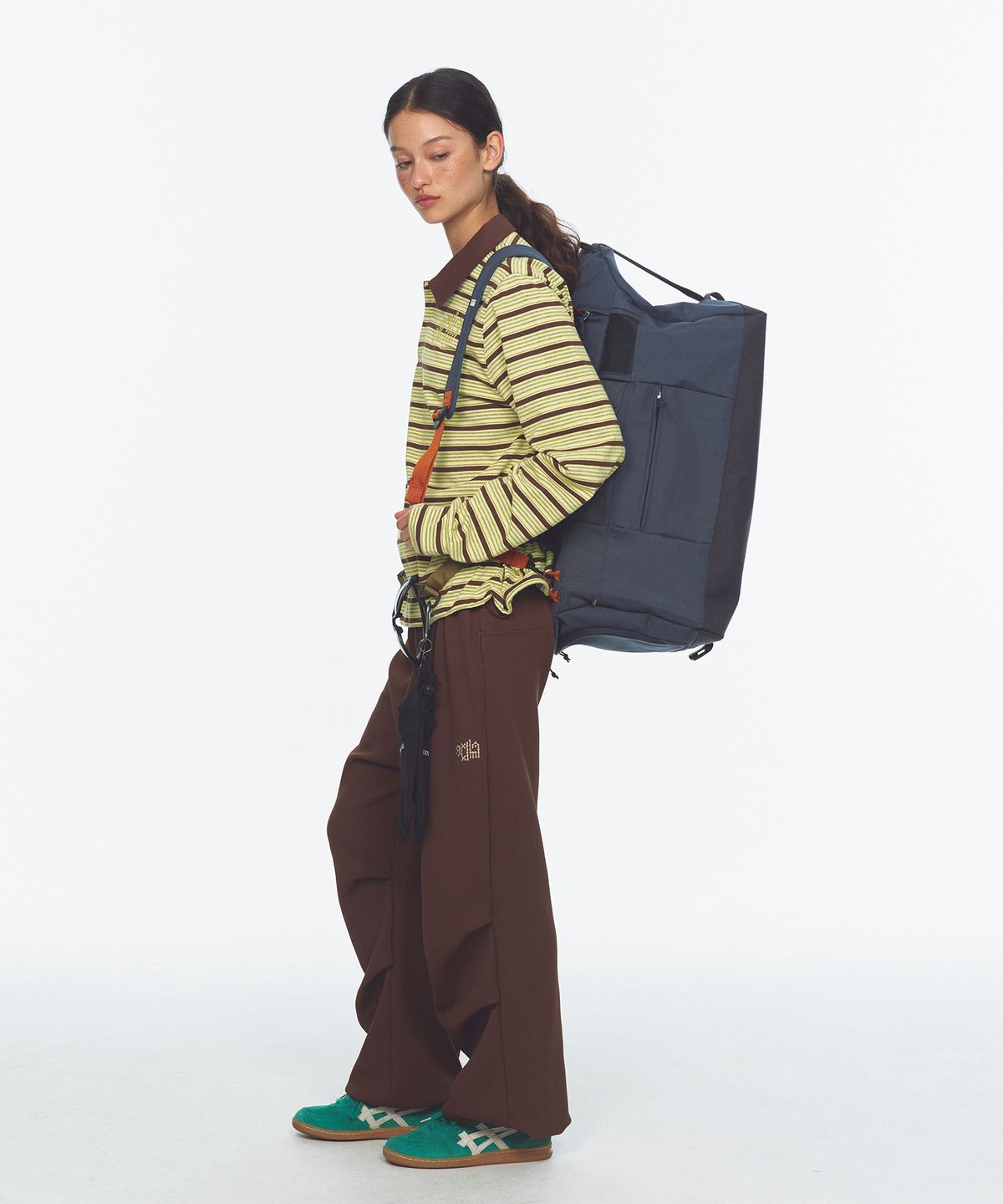 미나수(MENASOO) Waffle Layered Waist Pants_Brown