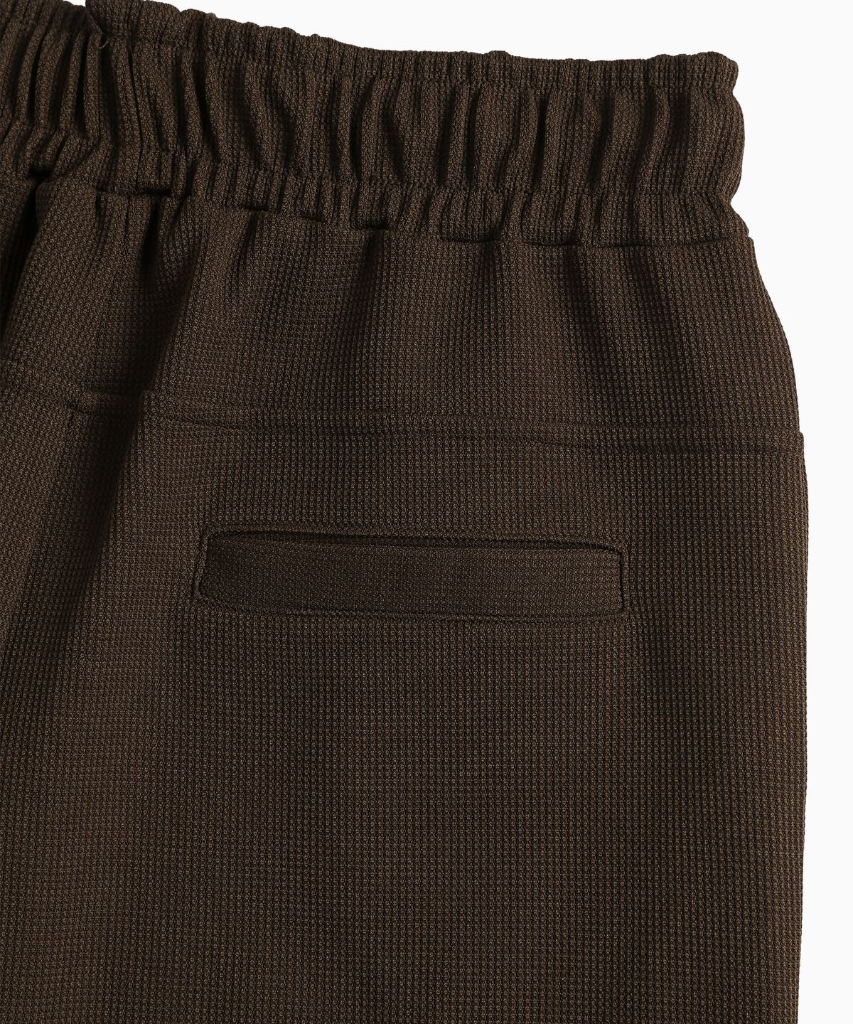 미나수(MENASOO) Waffle Layered Waist Pants_Brown