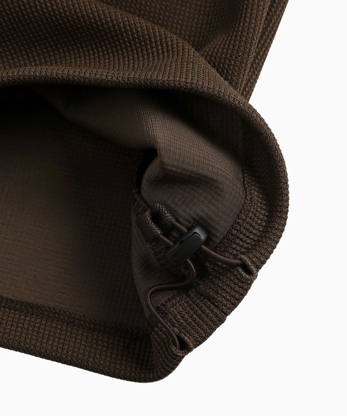 미나수(MENASOO) Waffle Layered Waist Pants_Brown