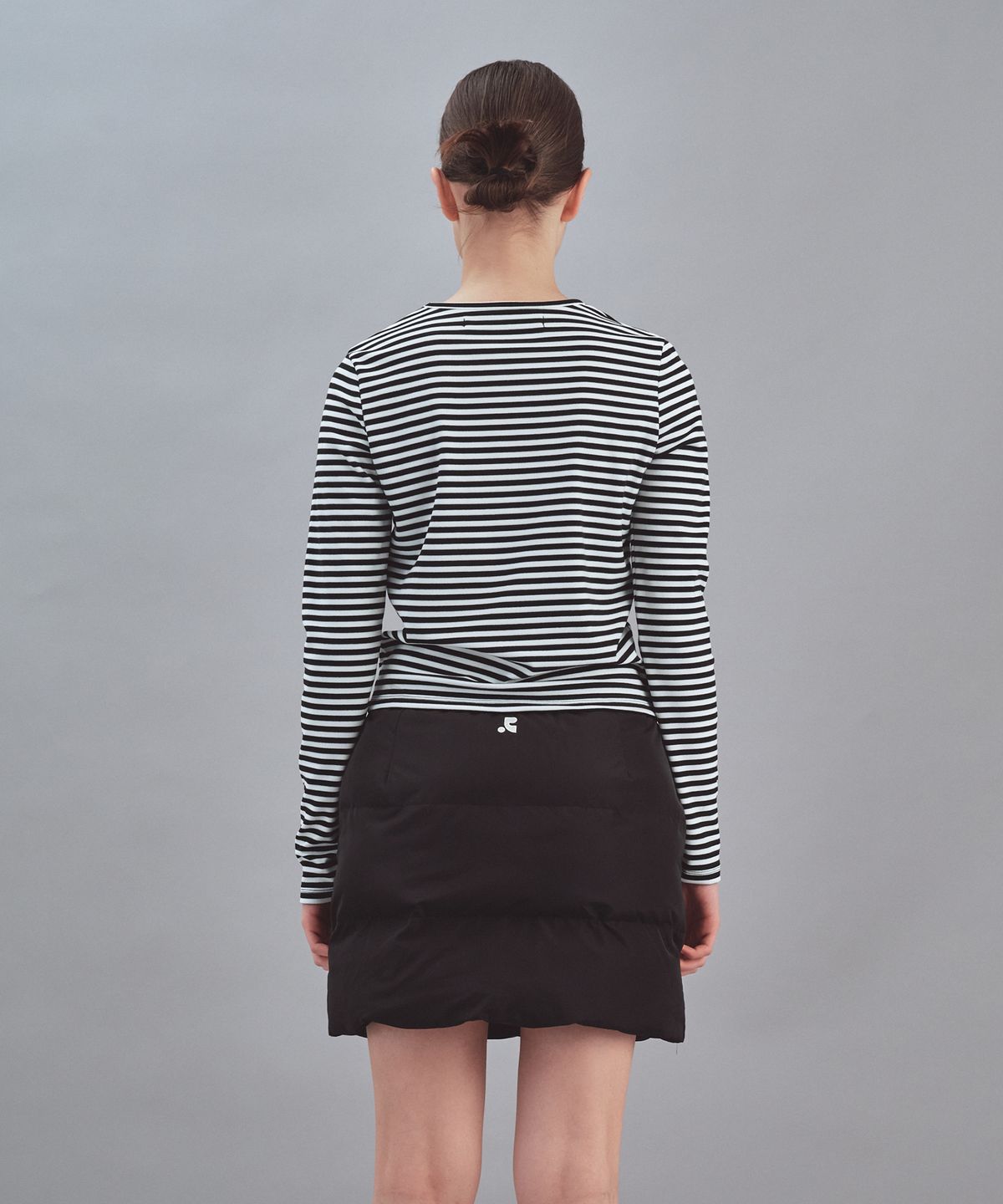 레스트앤레크레이션(REST&RECREATION) STRIPE LONG SLEEVE - BLACK