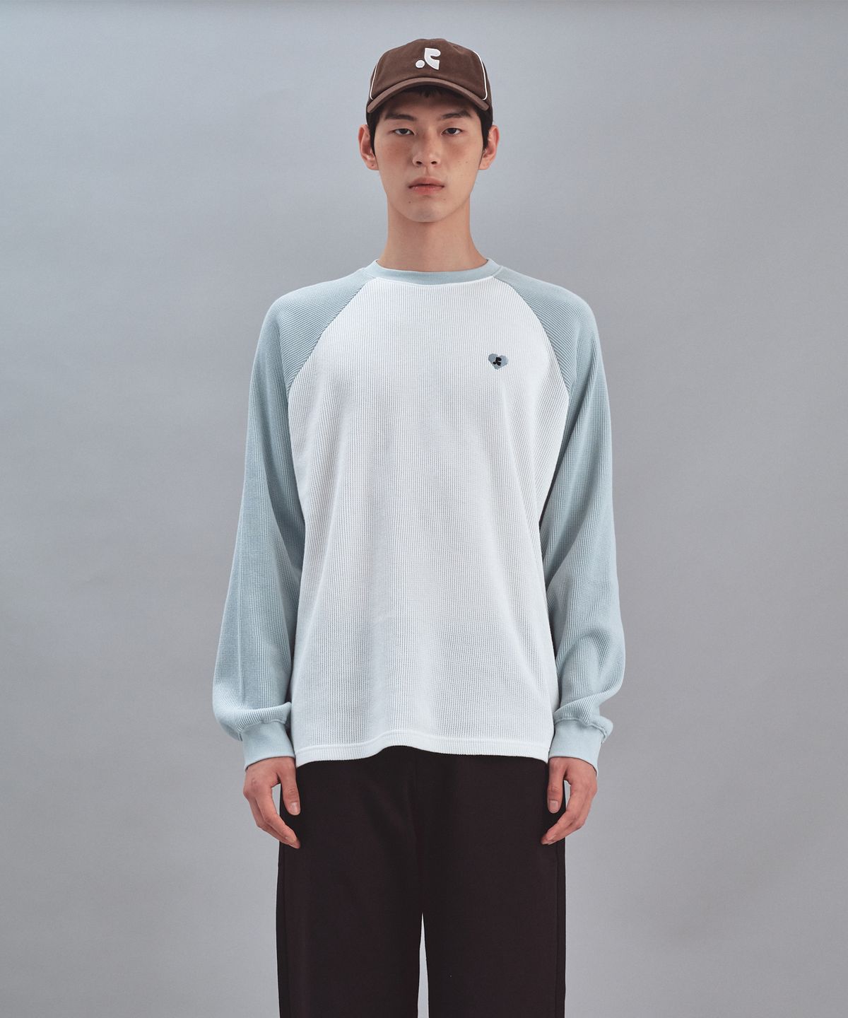 레스트앤레크레이션(REST&RECREATION) HEART LOGO WAFFLE LONG SLEEVE - WHITE
