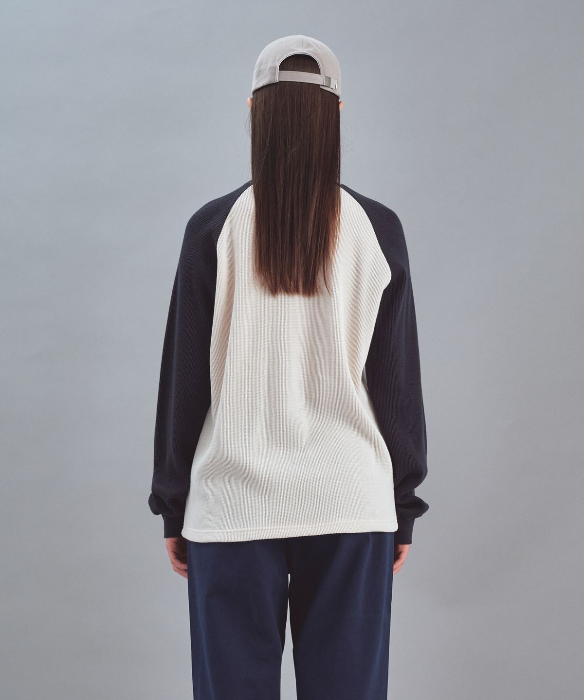 레스트앤레크레이션(REST&RECREATION) HEART LOGO WAFFLE LONG SLEEVE - CREAM