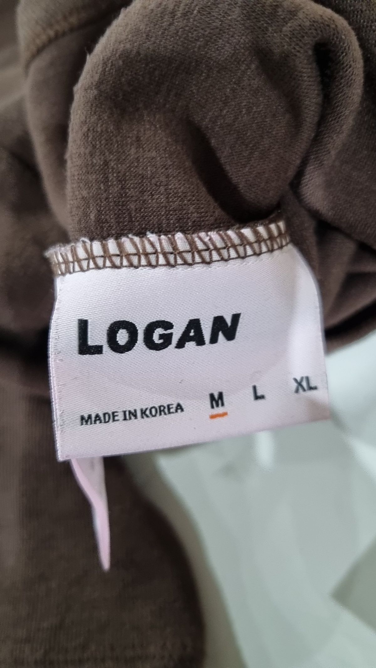 로건(LOGAN) 긴소매 티셔츠 M