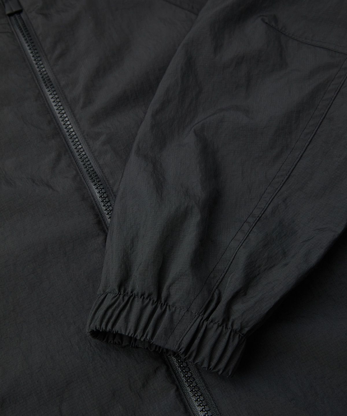 헬리녹스 웨어(HELINOX WEAR) 립스탑 투톤 후드 자켓 우먼_Black