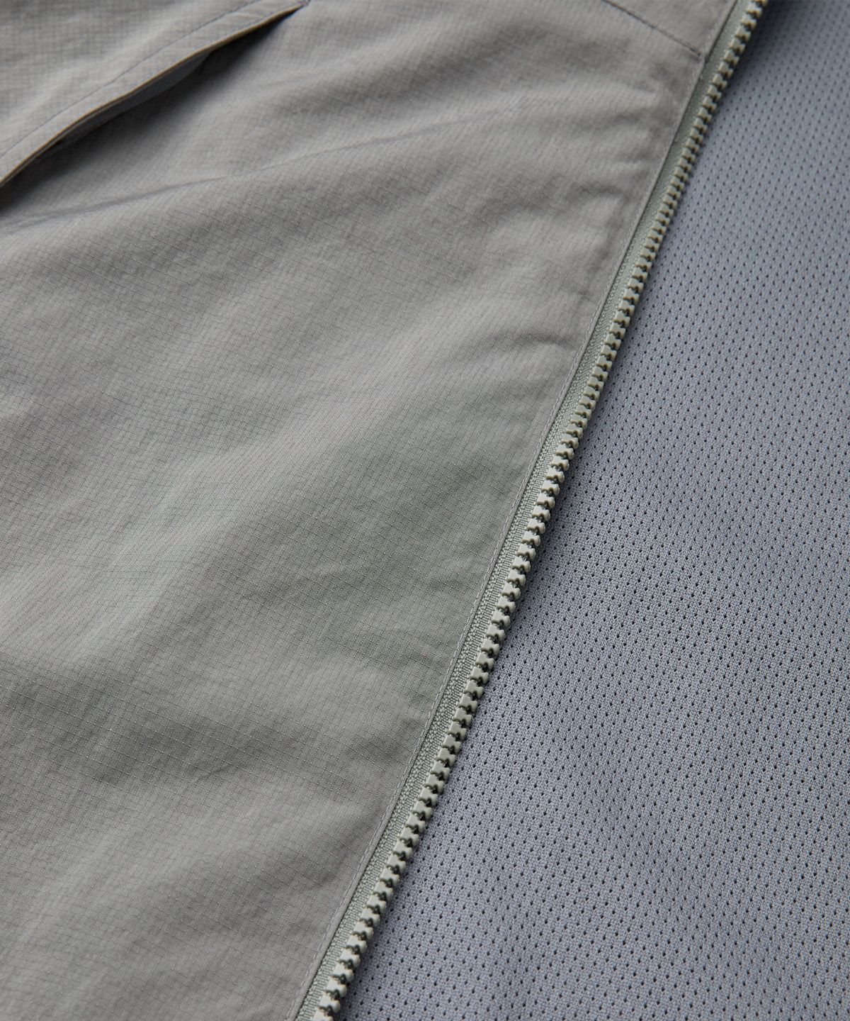 헬리녹스 웨어(HELINOX WEAR) 립스탑 투톤 자켓_Light Gray
