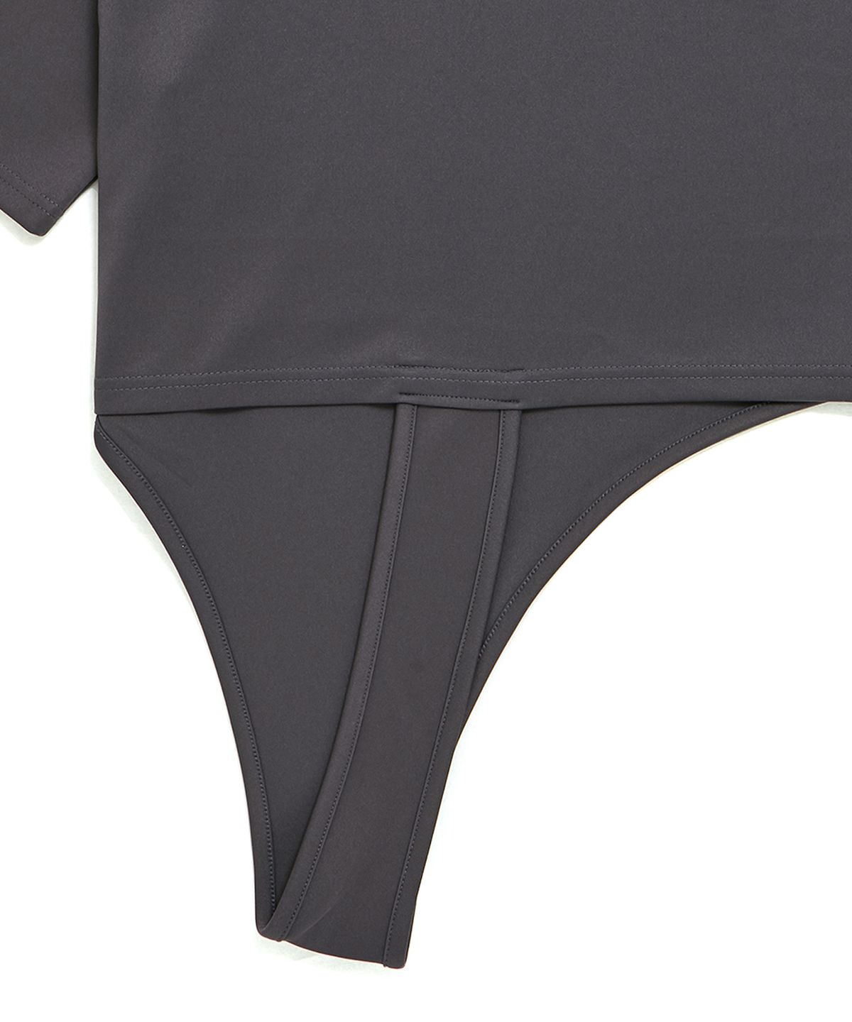 판영(FANYOUNG) CURVE OVERLAY TOP CHARCOAL