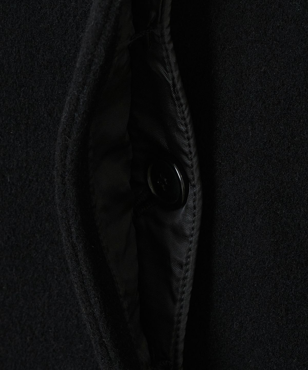 타입서비스(TYPESERVICE) Hooded Half Coat [Black]
