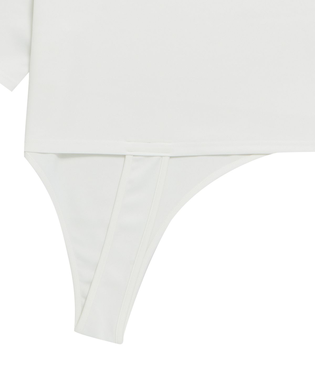 판영(FANYOUNG) CURVE OVERLAY TOP WHITE