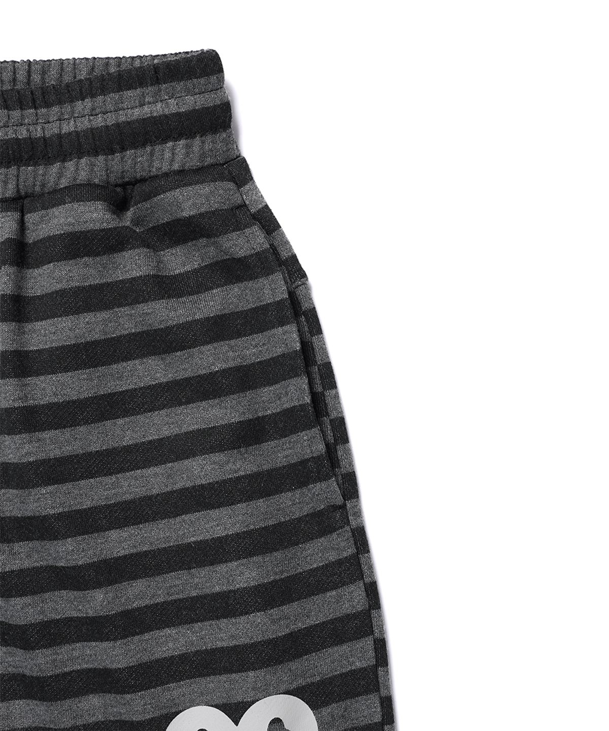카비시(CAVISH) STRIPED KITTEN WIDE SWEAT PANTS BLACK(CV2GFFPA04A)