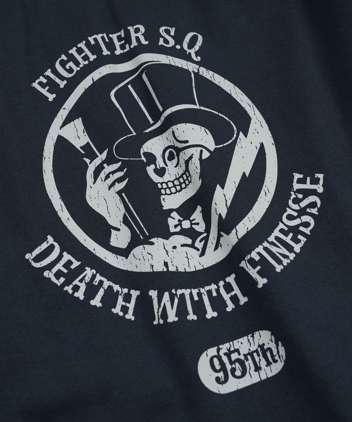 프리즘웍스(FRIZMWORKS) 95TH FIGHTER SQ SWEATSHIRT _ NAVY