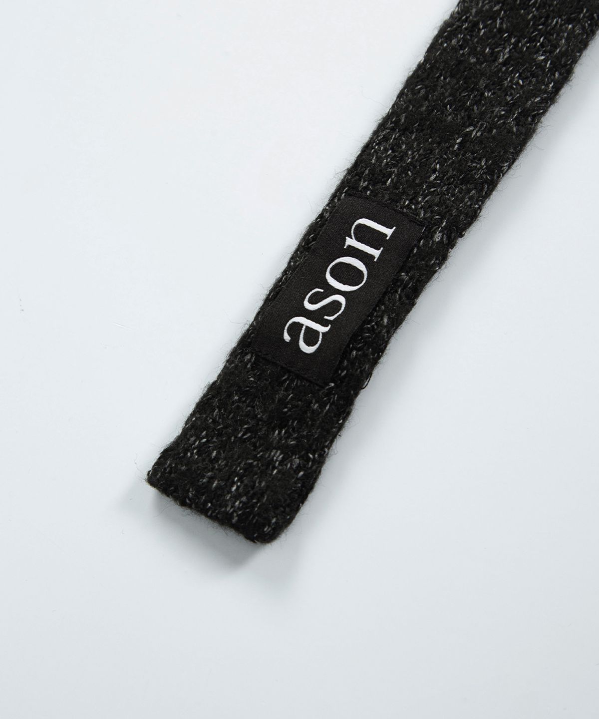 애즈온(ASON) NEP SLIM MUFFLER / BLACK