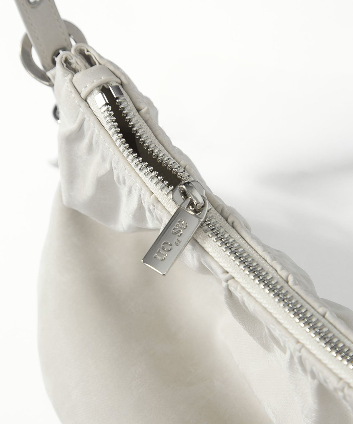 애즈온(ASON) LUNA BAG / IVORY