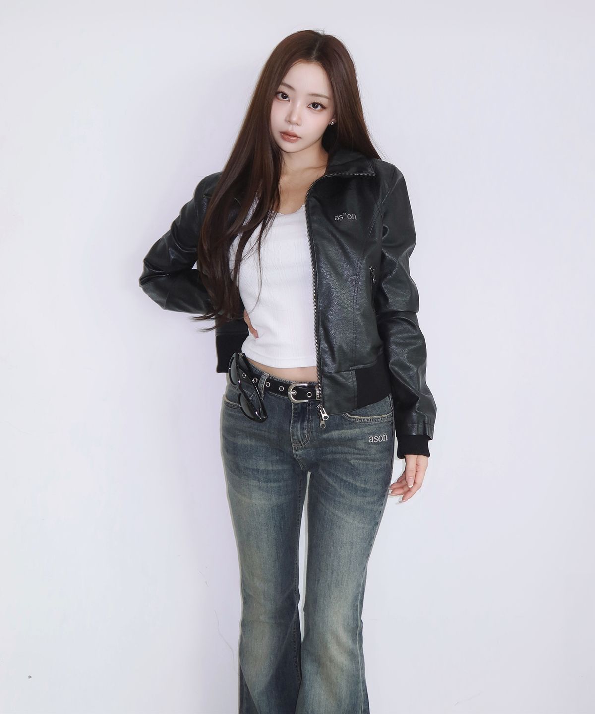 애즈온(ASON) DAWN BOOTCUT DENIM PANTS / VINTAGE BLUE