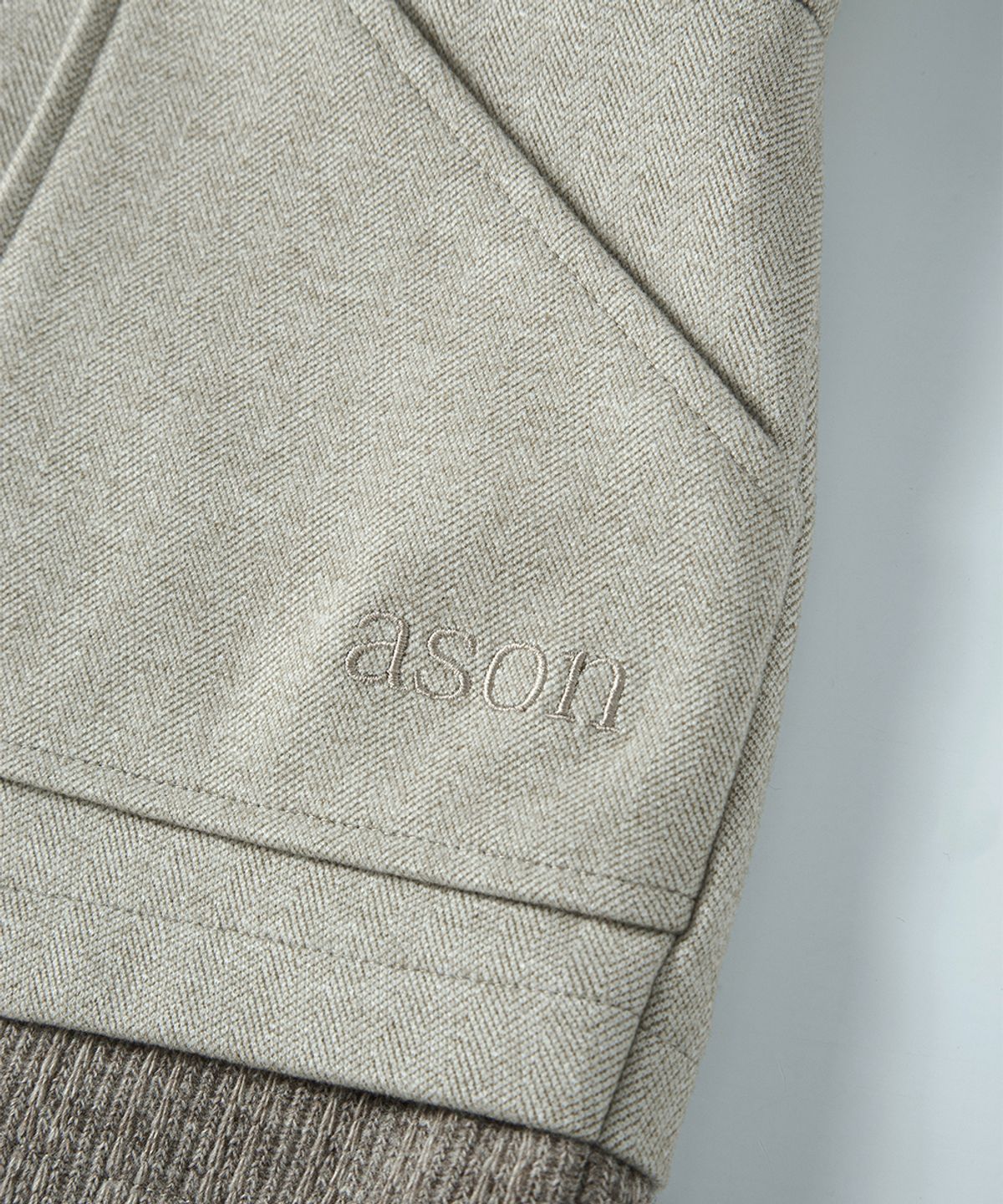 애즈온(ASON) MABLE TWO TONE SHORT PANTS / BEIGE