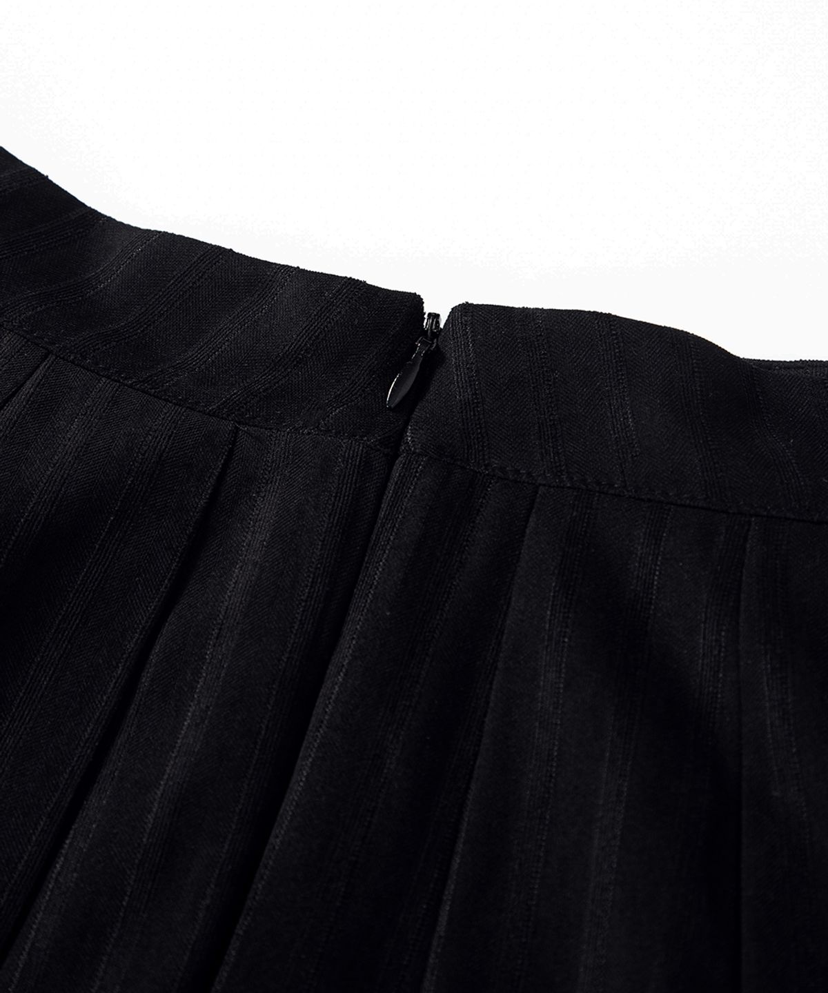 애즈온(ASON) STRIPE FOND PLEATED MIDI SKIRT / BLACK