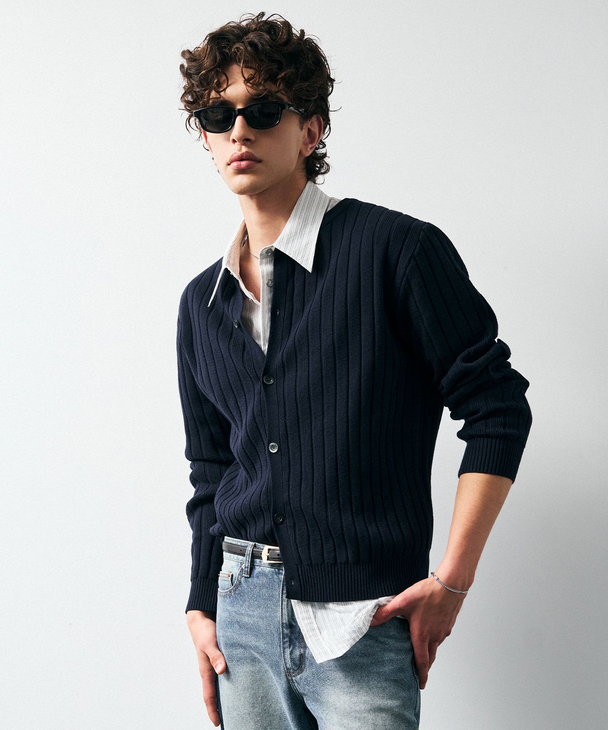 블레이어(BLAYER) 세인트 크롭 리브드 라운드 가디건 [NAVY]