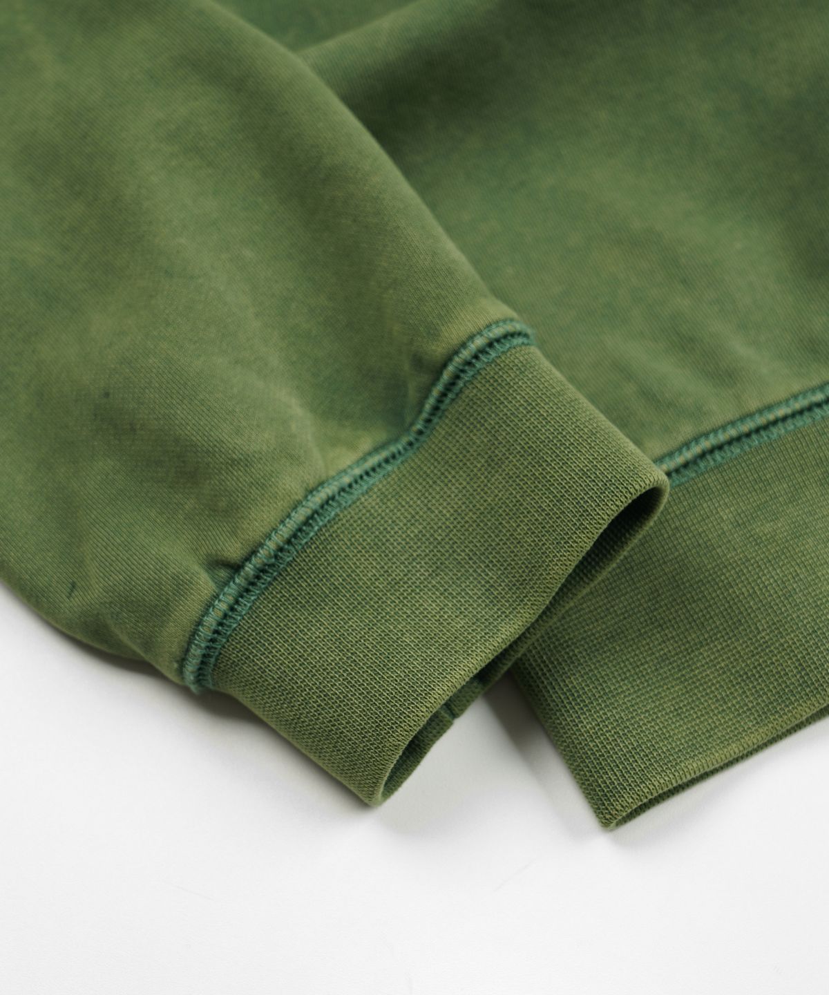 프리즘웍스(FRIZMWORKS) COVER STITCH VINTAGE SWEATSHIRT _ GREEN