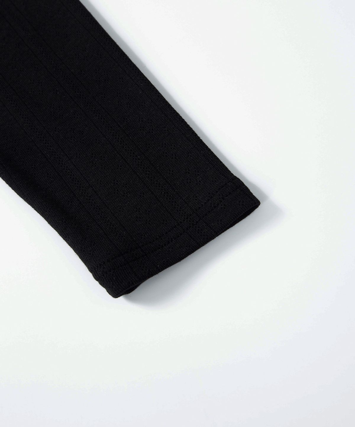 애즈온(ASON) POSY LACE TRIM TEE / BLACK