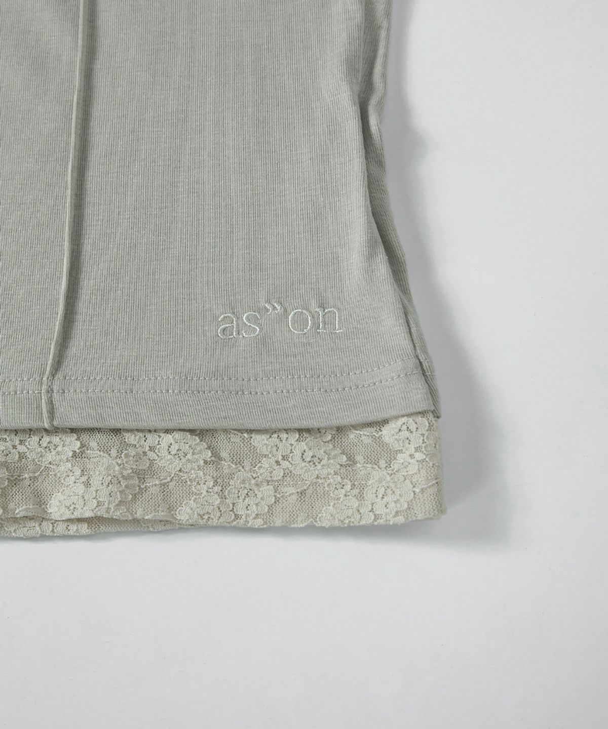 애즈온(ASON) PEONY LACE LAYERED SLEEVELESS / BEIGE